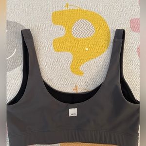 🌸Sale🌸 Vuori Daily Sports Bra - Medium